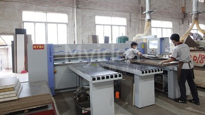 美格利生家具-生產(chǎn)車(chē)間場(chǎng)景